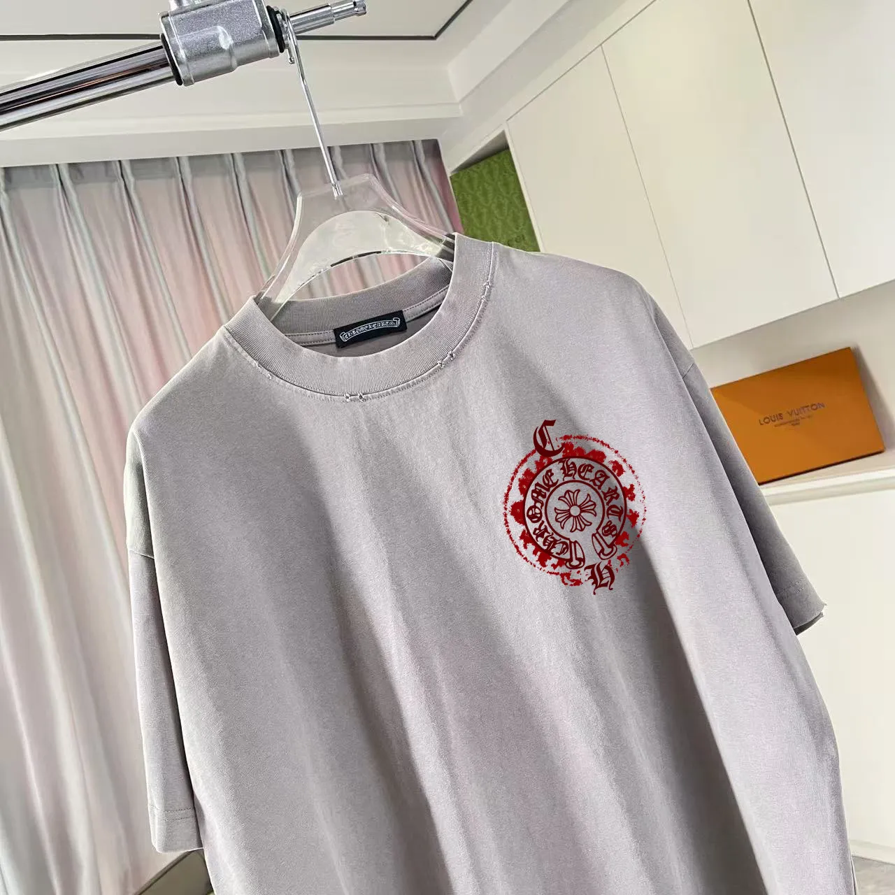 🅿️200 ch Crocodile* 2025 spring and summer new style, washed, worn, Sanskrit cross print, short-sleeved T-shirt, customized fabric 320g, same style for men and women, size: S M L XL XXL five codes, color: black gray